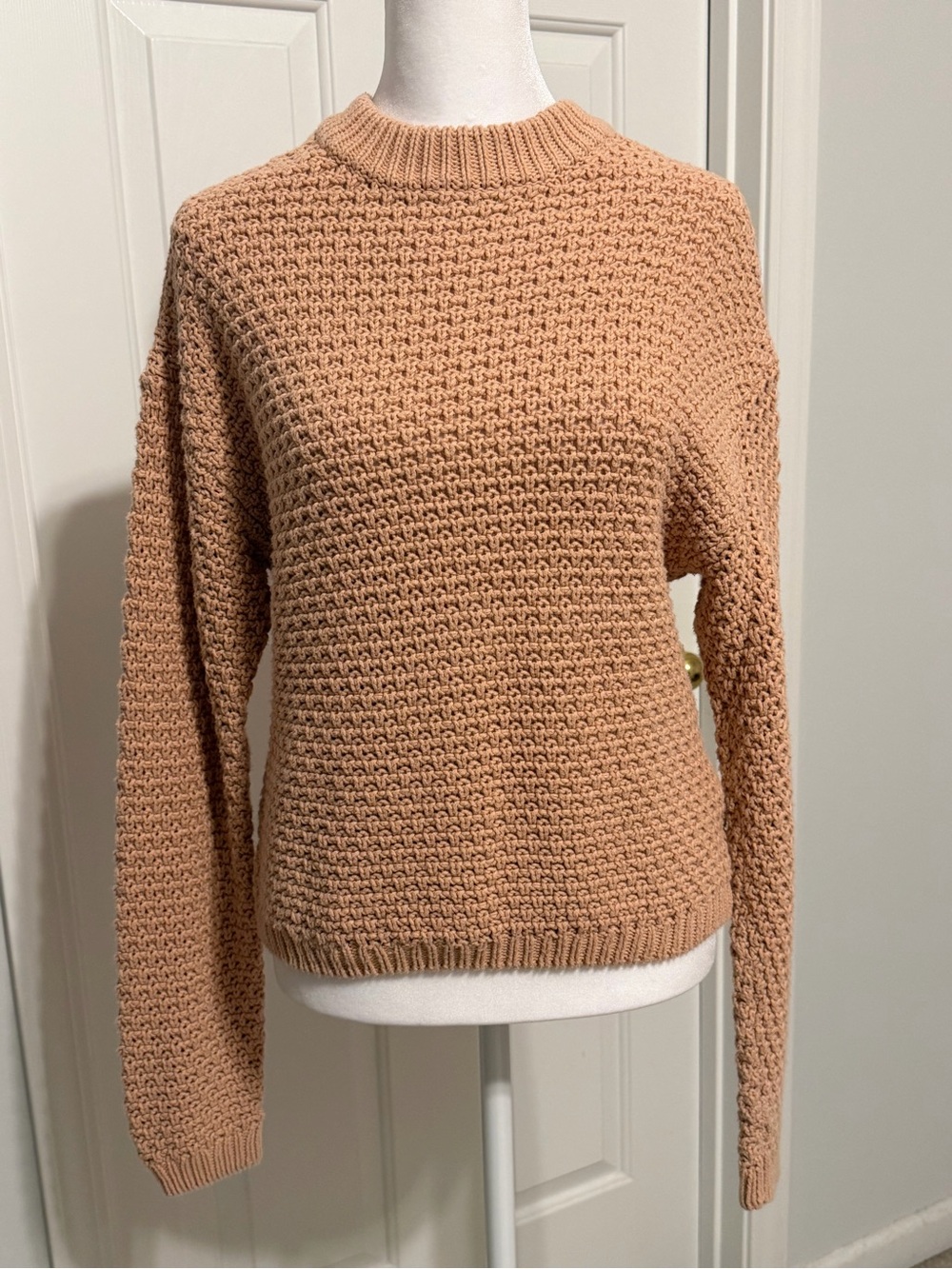 Universal Thread Chunky Crewneck Sweater in Peachy Tan